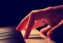 王钰栋、刘诚宇迎来机会？林良铭下场停赛，张玉宁锋线搭档谁？.